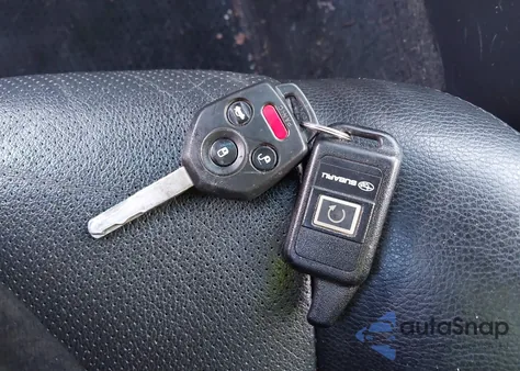 2012 Subaru Outback 2.5I Limited из США, поврежденный, VIN 4S4BRBLC0C3297625